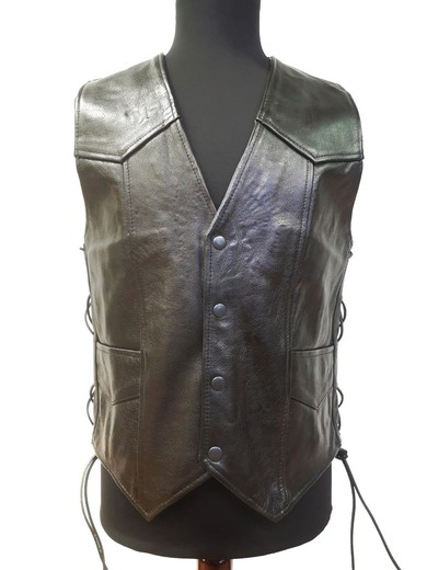 Smooth Leather Lace Vest On The Side
