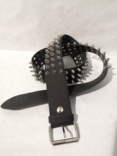 Spiked leather belt.