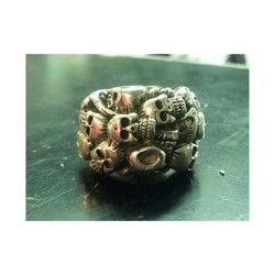 Anillo Calaveras