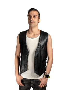 Chaleco Cuero Liso Cordones