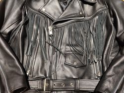 Chaqueta cruzada cuero con flecos