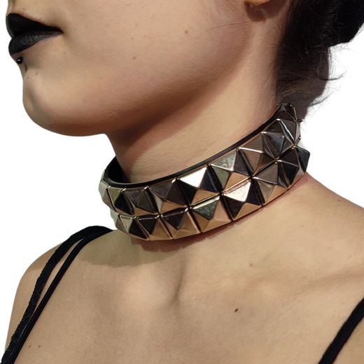 Collar choker doble pirámides
