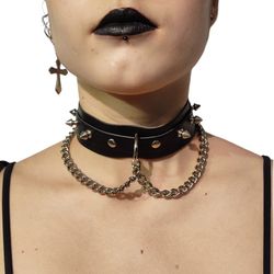 Collar choker pinchos y cadenas