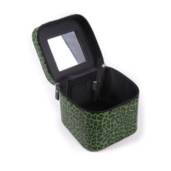 Trousse de toilette verte Leopard Dice