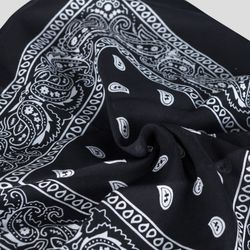 Zwarte typische bandana-sjaal