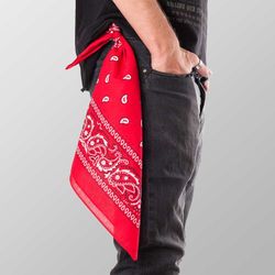 Rode typische bandana-sjaal