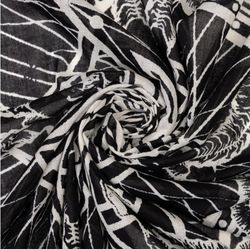 Pañuelo con pentagrama y calaveras