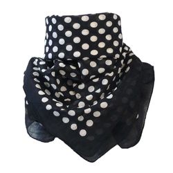 Écharpe á pois noire