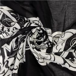 Pañuelo Ouija con parcas