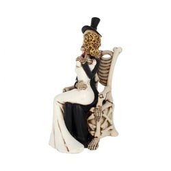 Pareja novios calavera