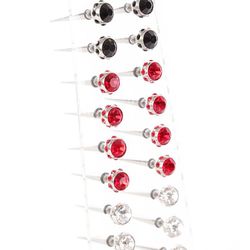 Shiny horn earrings unit.