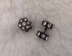 Boucles d'oreilles Fake Plug unit.