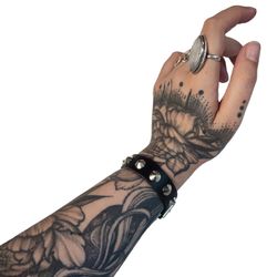 Pulsera conos una hilera