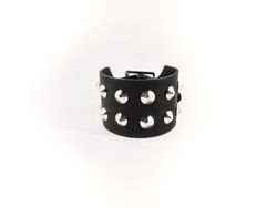 Armband met 2 rijen kegels