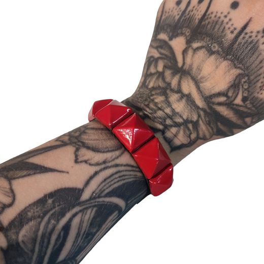 Bracelet pyramides rouges 1 rang