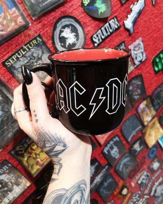 Taza AC/DC.