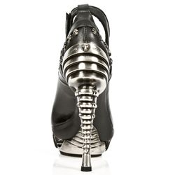 Neue Rockschuhe M-MAG001-C1